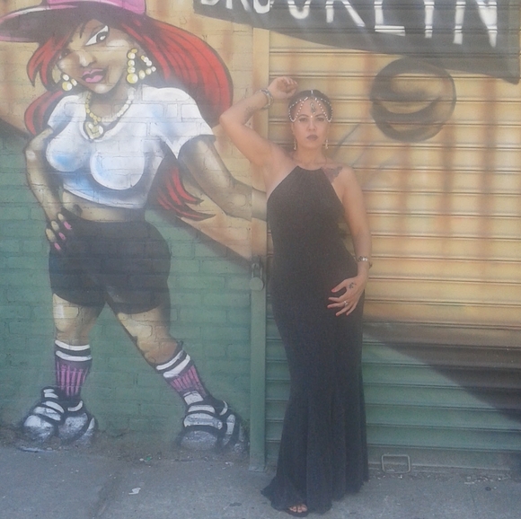 RETAIL THERAPY LISTING WHEN I GO LIVE SOLO πβ€οΈβοΈπ§ββοΈβ¨οΈπ - Picture 7 of 7